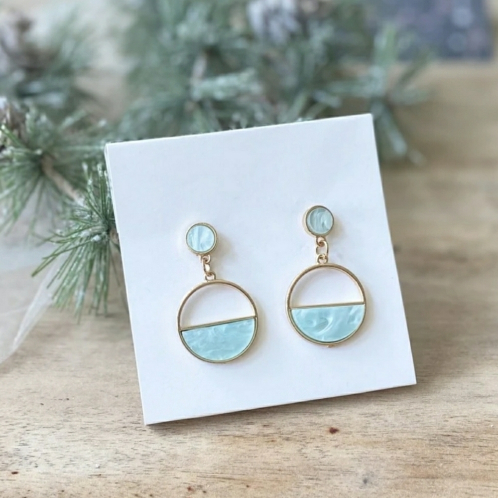 Geometric Chandelier Earrings- Mint